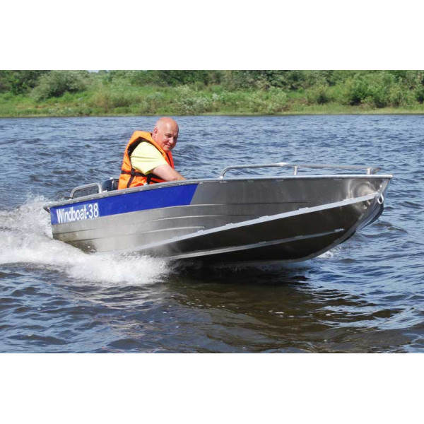 Алюминиевая лодка WINDBOAT-38 в Тынде